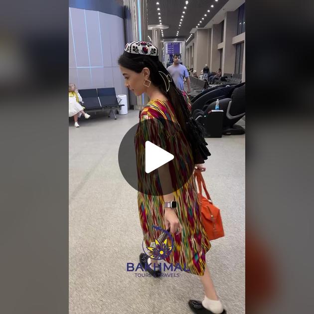 Mast porno onlayn tomosha qiling. Ajoyib ayol külotlarini yaqindan kotaradi