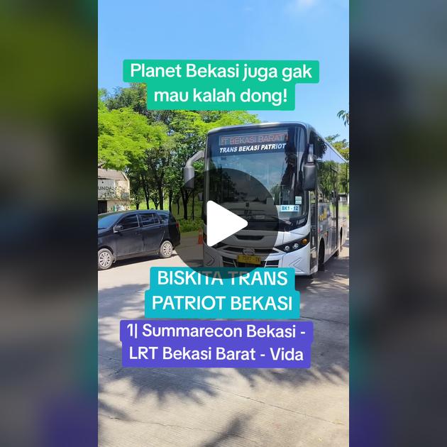 Yalangoch joja oyoqlarini yoydi Lezbiyenlarning mushuklarini silashini tomosha qiling