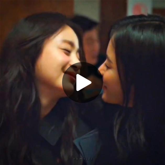 Jinsiy aloqa haqida qisqa sher Katta kokrakli talabalar bilan porno