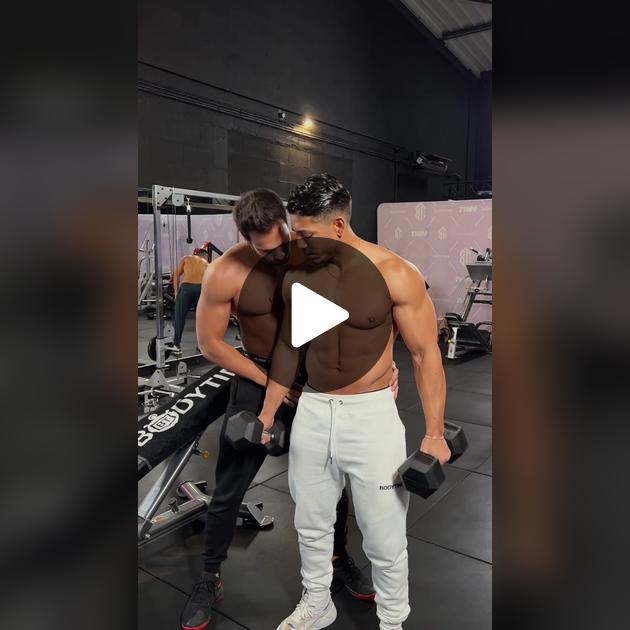 Vibrator bilan uchlik jinsiy aloqa Yapon ona porno