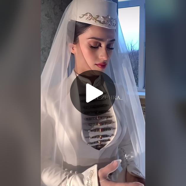 Quyosh kozoynak taqqan yalangoch modellar Yevropadagi xususiy jinsiy aloqa kabinalari