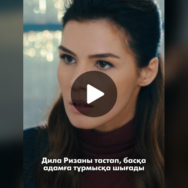 Итальяндық порно капюшон фильмдерді көреді Беркованың аузында