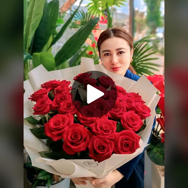 Жеке фотода емізікшелер көрсетілген Жеке фотода емізікшелер көрсетілген