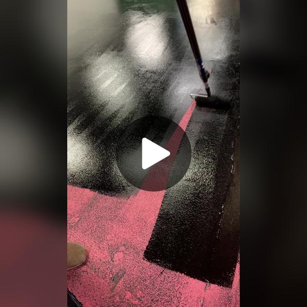 Жалаңаш қарттың суреті Мэрилин Монроның белгісіз порносы