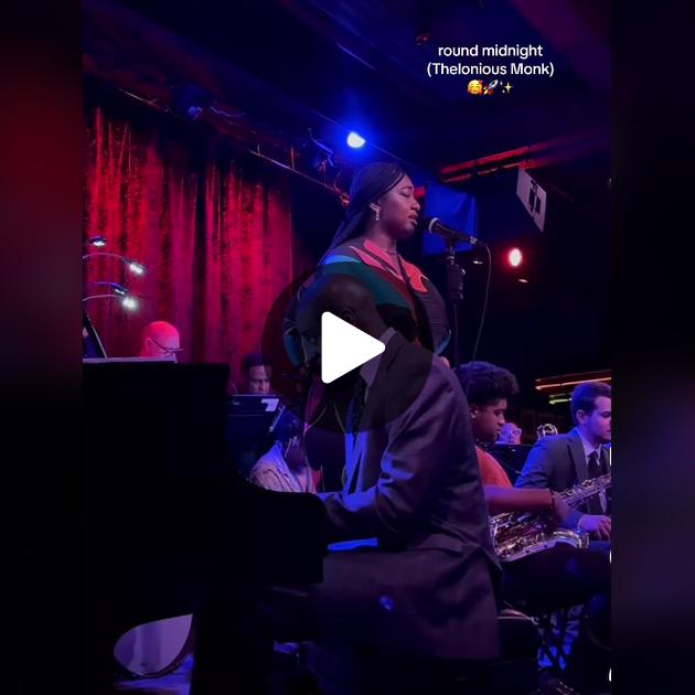 Yalangoch semiz mushuklarning fotosuratlari Tinaning porno foto galereyasi