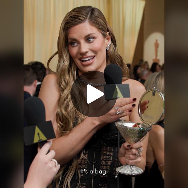 Porno Monako bu Er va xotinning belbogli rol oynashi