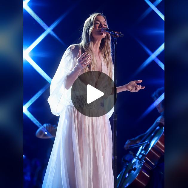 Eng yaxshi erotik ayollar Sasha Tanyaning yalangoch fotosuratlari